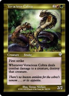【Foil】《大食のコブラ/Voracious Cobra》[INV] 金U
